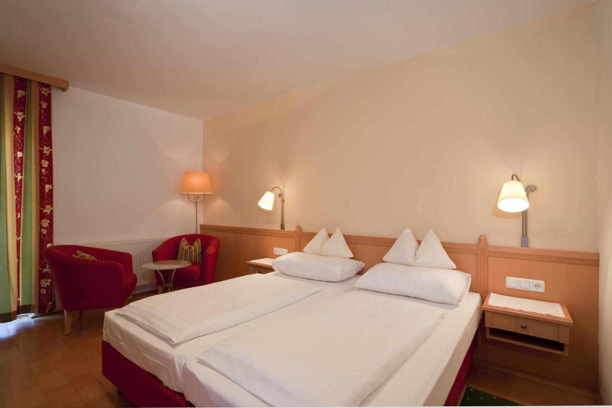 Relax- & Wanderhotel Poppengut Hinterstoder Exterior photo