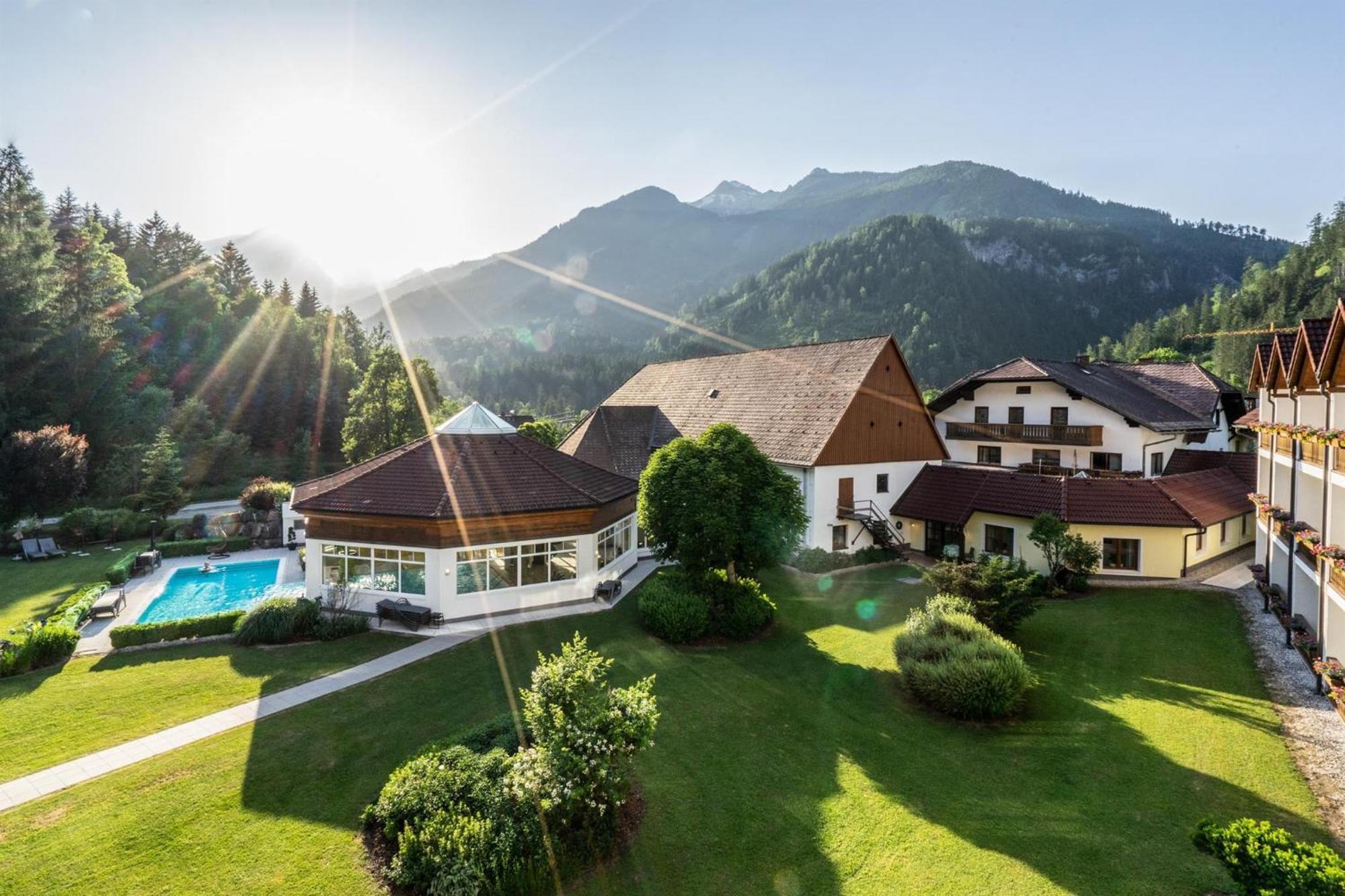 Relax- & Wanderhotel Poppengut Hinterstoder Exterior photo